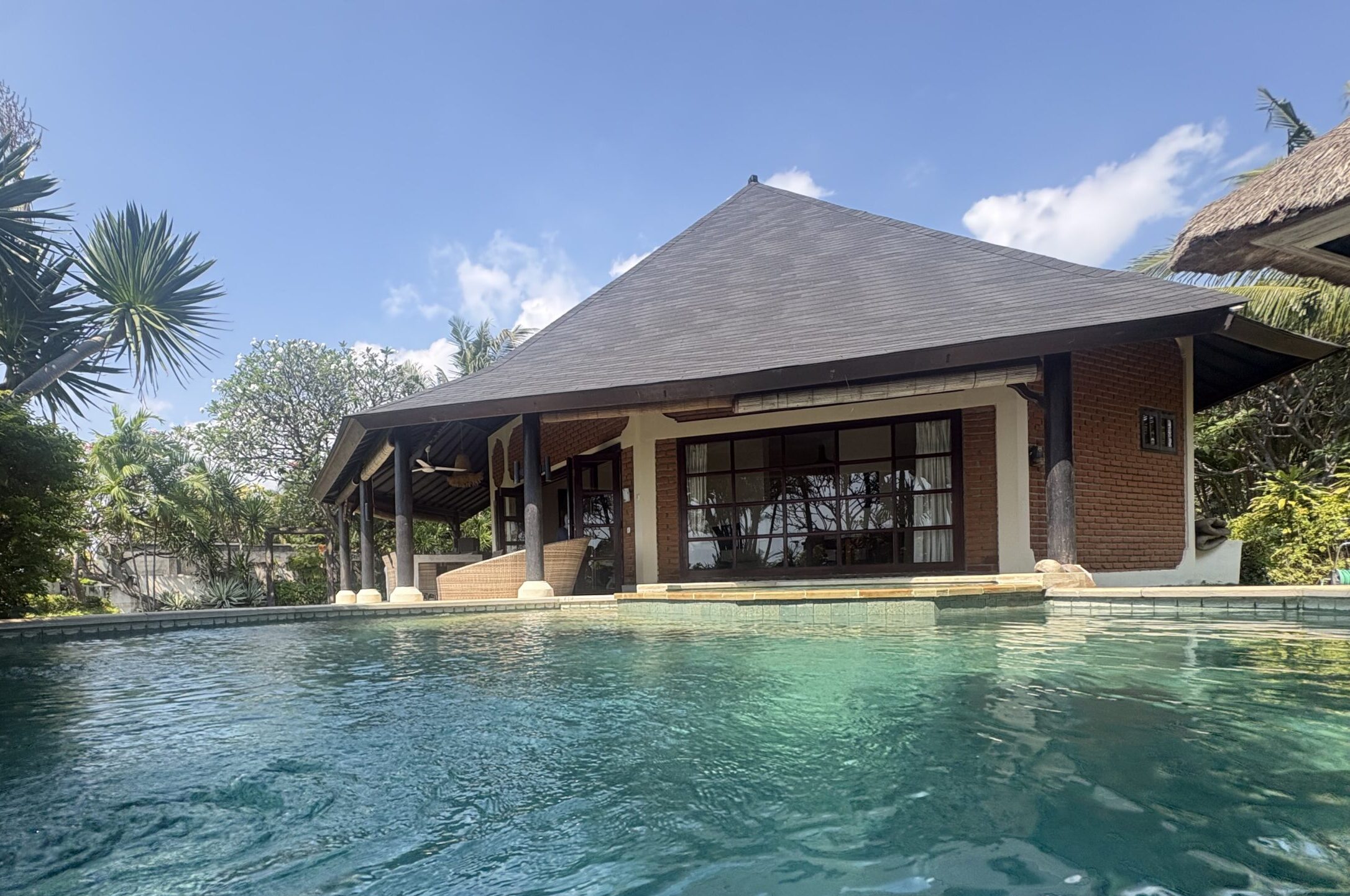 VILLA BUNDAR